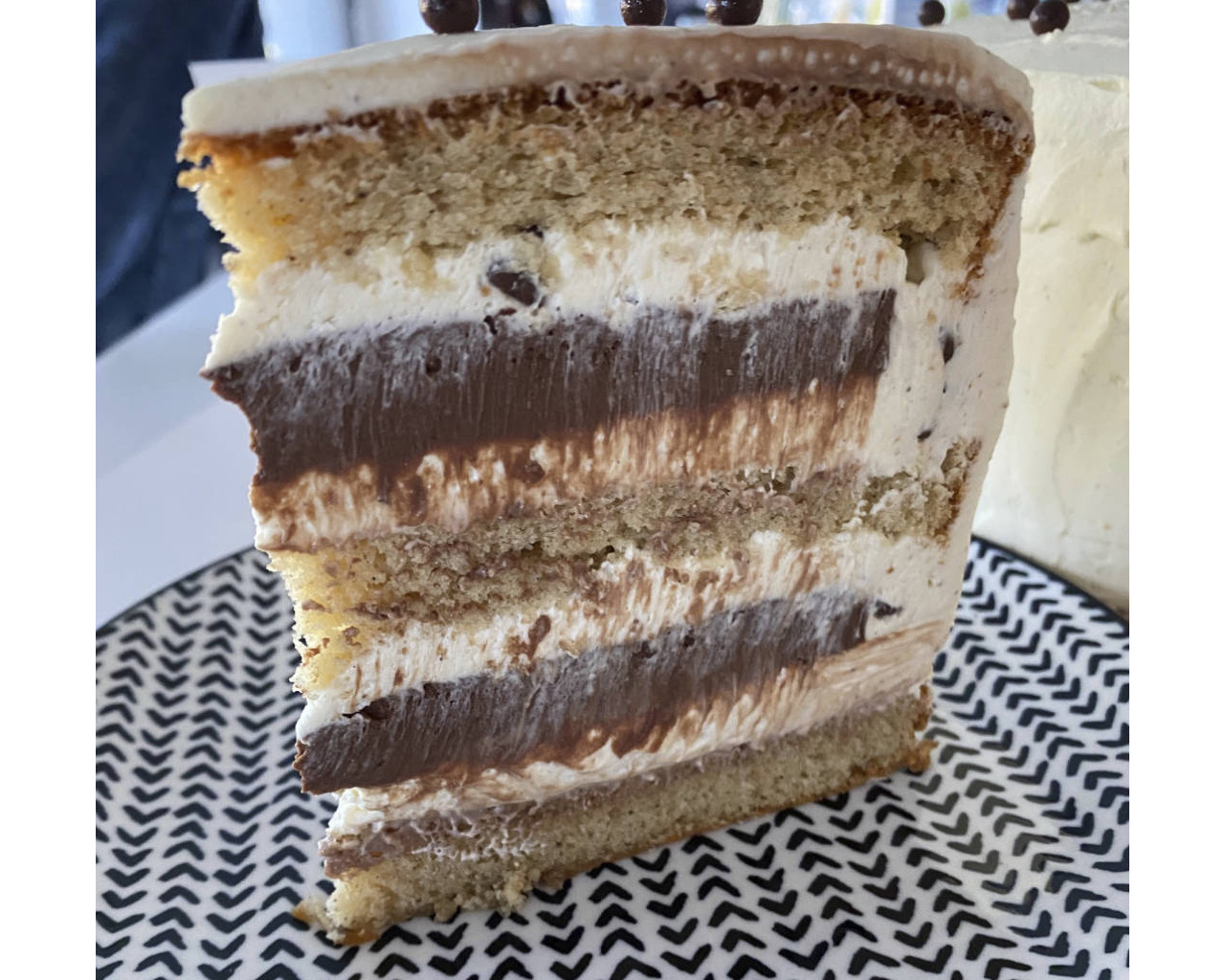 Layer Cake Chocolat Vanille Straciatella Tonka - Les Recettes de